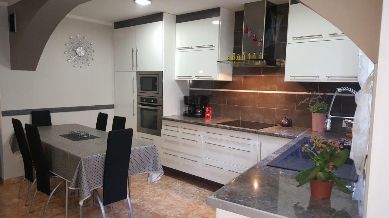 Appartement Carnus Rodez Buitenkant foto